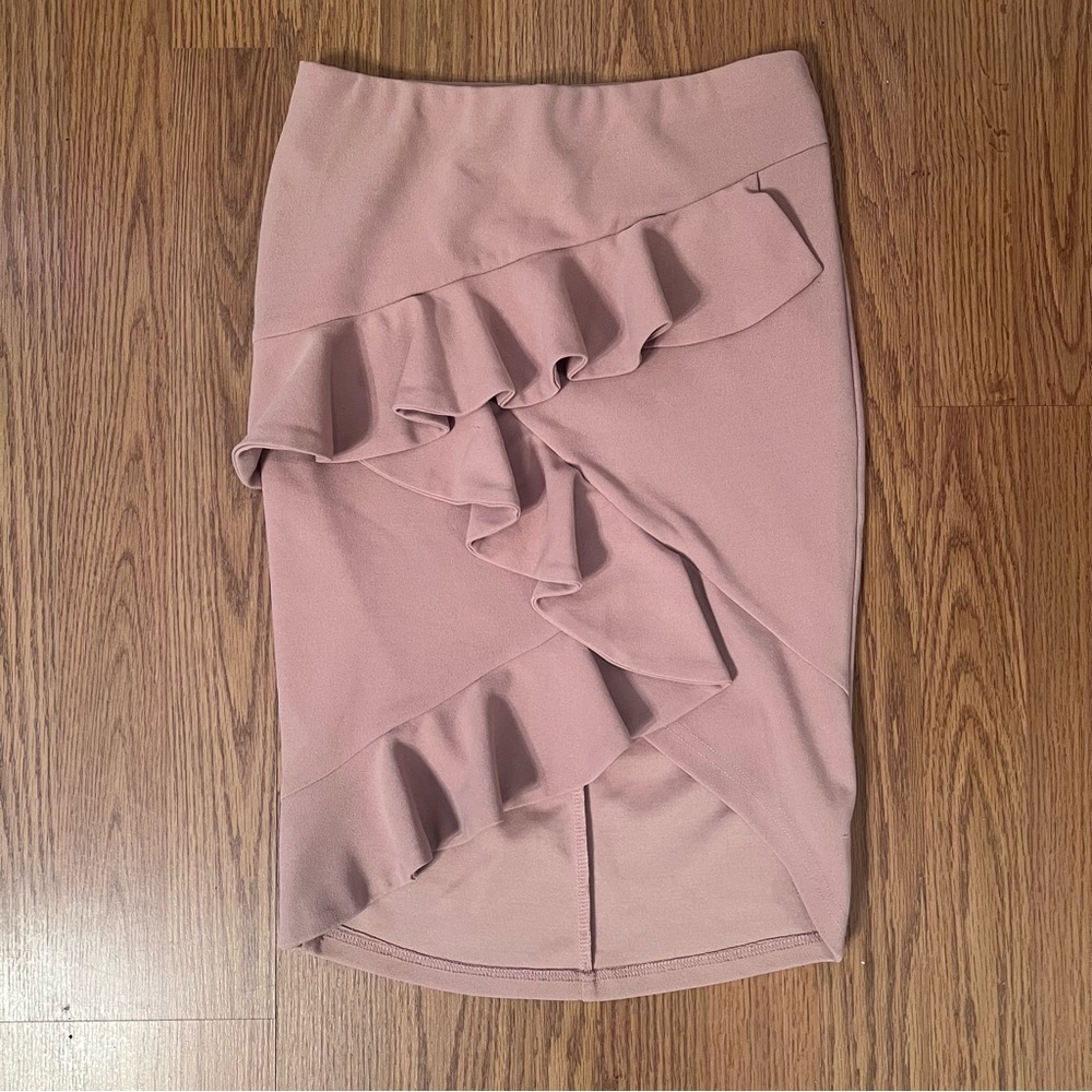 Privy Asymmetrical Mauve Ruffle Skirt Size Small